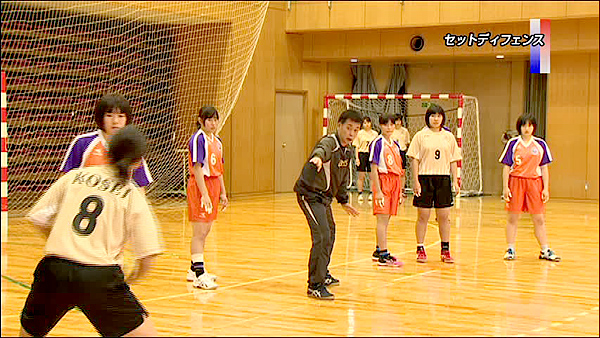 ハンドボールの実践練習法 ～佼成学園女子高校ハンドボール部 上達への取り組み～