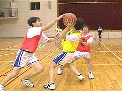 バスケットボールの練習法DVD | 基(もとい)を創れ! 注目校の実技指導を 